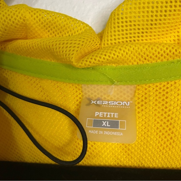 Xersion Yellow Women's Hooded Jacket XL petite winter windbreaker cinch waist - Picture 4 of 8